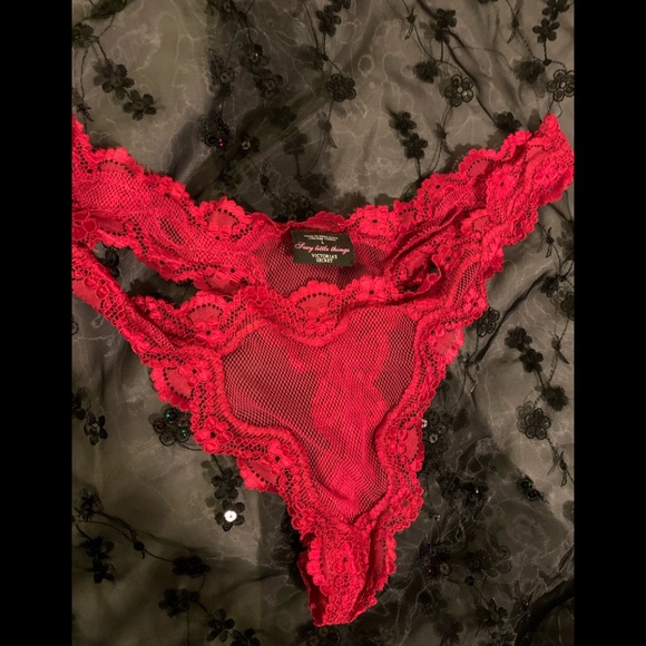 Sexy little things- Victoria’s Secret thong FINAL - Picture 2 of 4